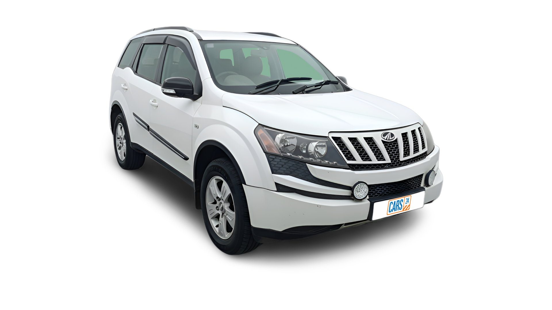 Mahindra XUV500-img